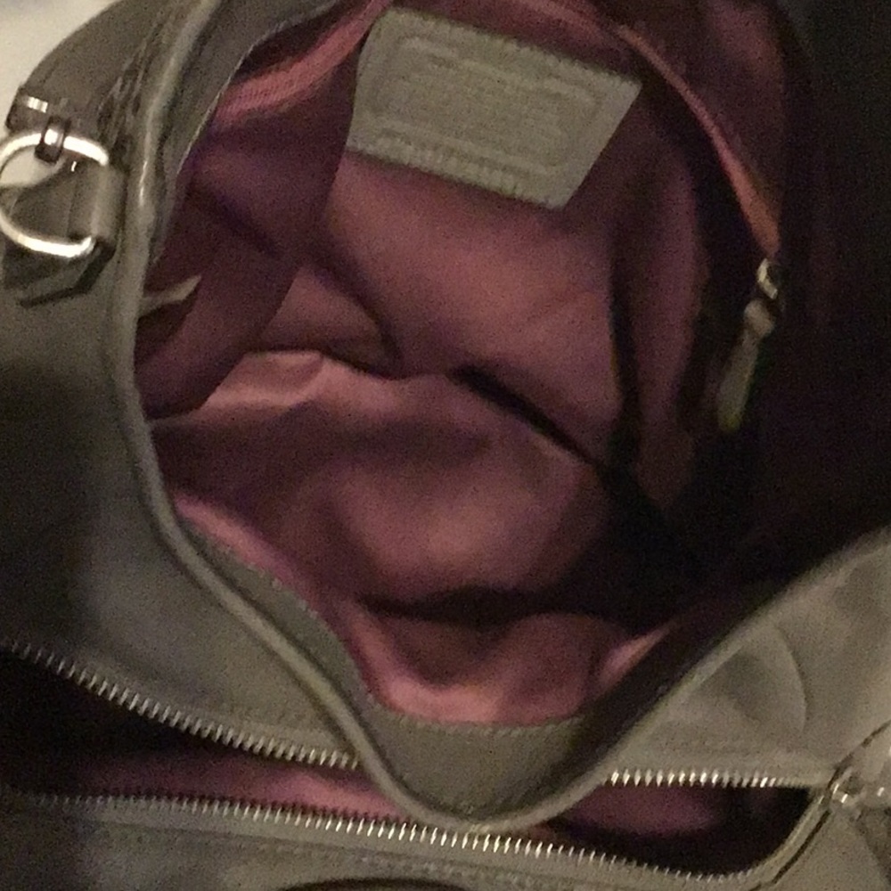 Coach Hobo Handbag - Picture 6 of 9